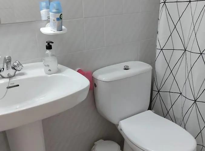 Luminoso, Centrico Y Silencioso